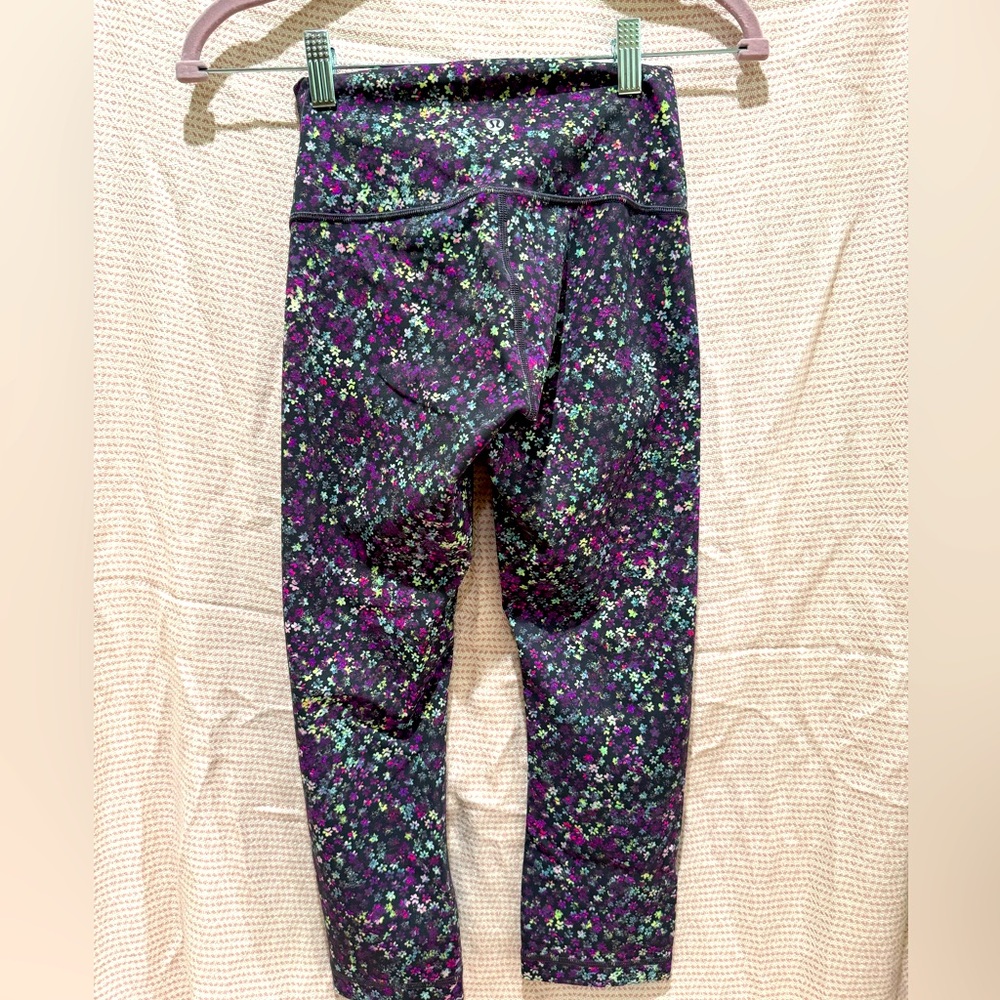 Lululemon Wunder high rise crop size 4